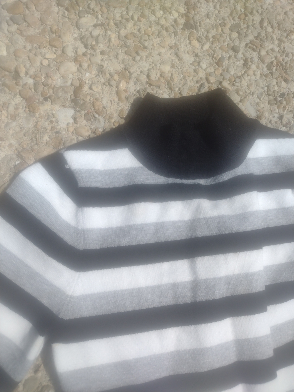 Karen Millen Black and White Striped Long Sleeve Knit Dress - Picture 4 of 4
